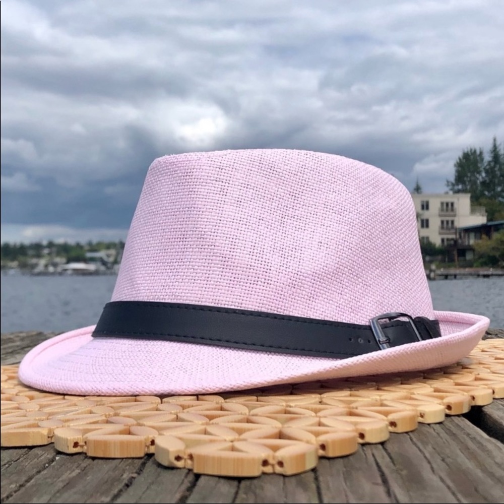 🌸 NEW PINK STRAW FEDORA